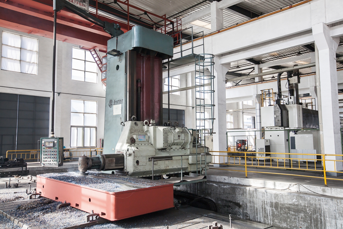 CNC boring and milling machine