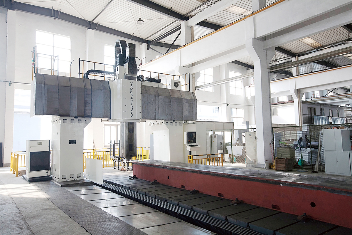 CNC gantry milling machine