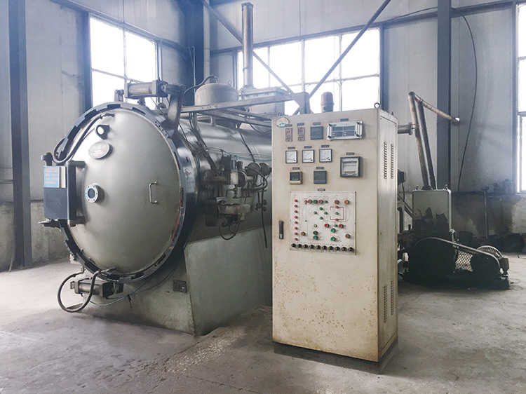 Vacuum-quenching-furnace